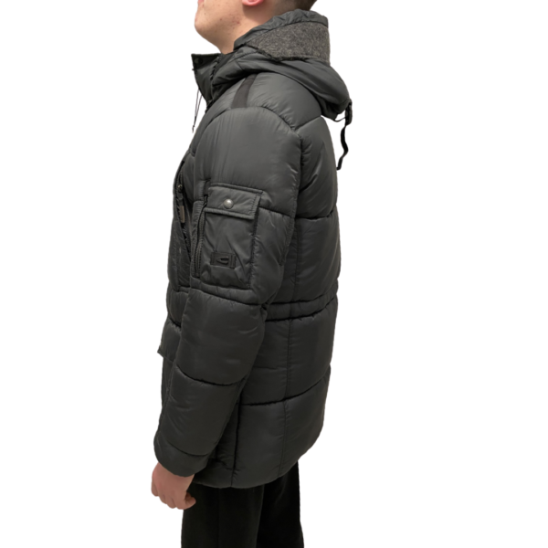 helium hood jacket peak performance