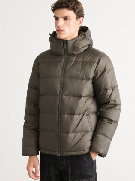 Calvin Klein Jeans Vyriška Striukė Nylon Zip-Off Hood Down Puffer